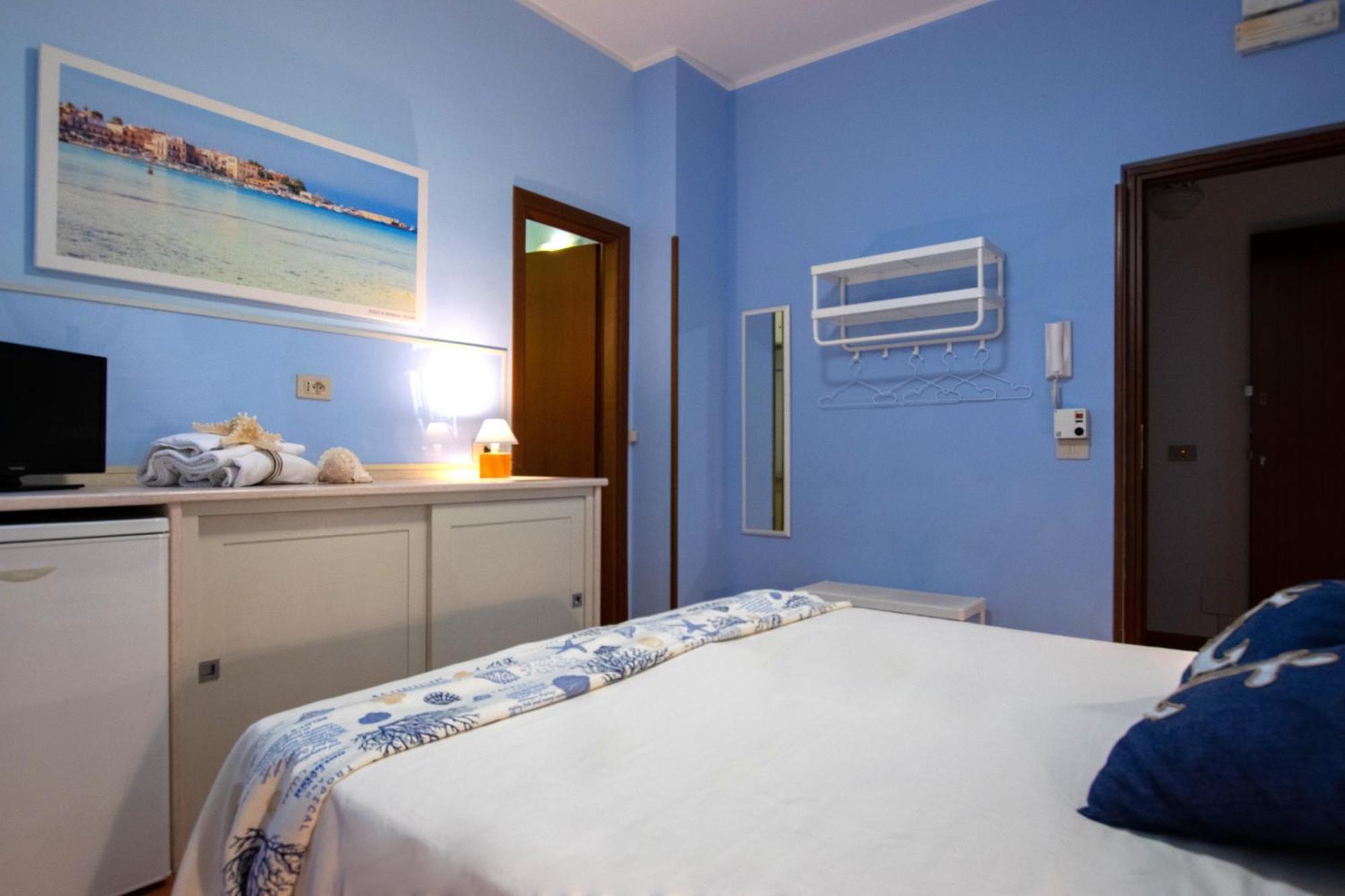 Palermo Mare Holidays Sferracavallo Bilik gambar